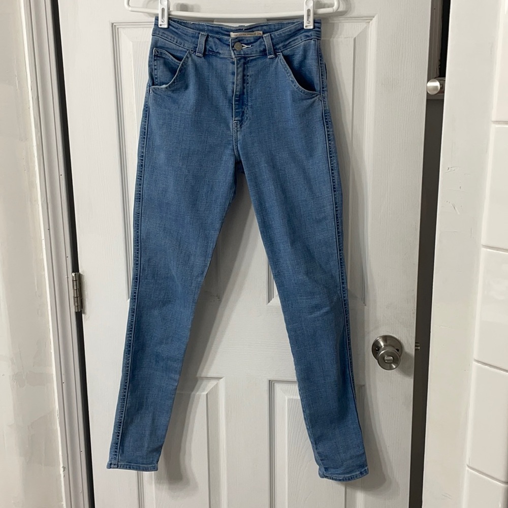 Levi’s 721 High Rise Skinny